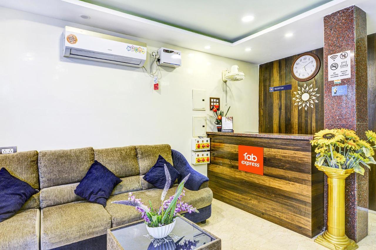 Oyo 5225 Neighbour Inn Chennai Exterior foto